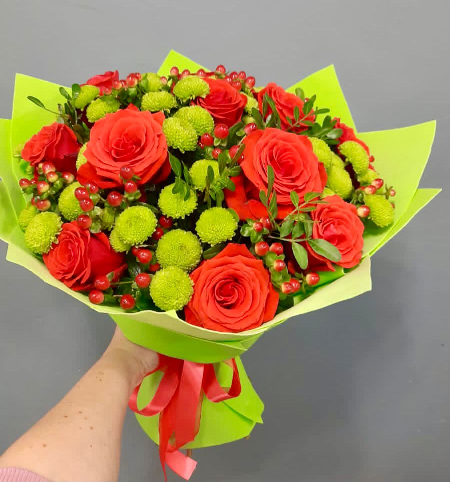 Букет цветов из: Хризантемы и Розы в Принцевке