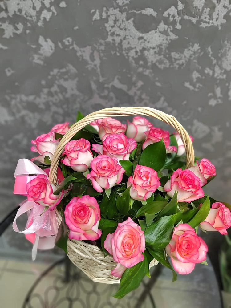Цветочная композиция из Розы в корзине в Принцевке