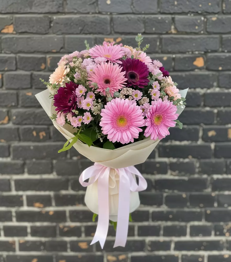 Букет цветов из: Герберы и Хризантемы в Принцевке