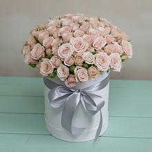 Цветочная композиция из Розы в шляпной коробке в Принцевке