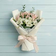 Букет цветов из:  Альстромерии #REPLACE_PRED# Принцевке