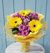 Букет цветов из:  Хризантемы и Герберы в Принцевке