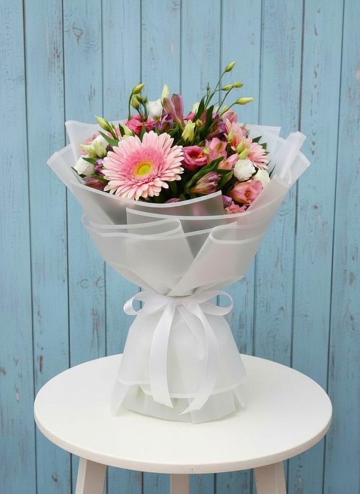 Букет цветов из: Герберы, Альстромерии и Лизиантусы в Принцевке