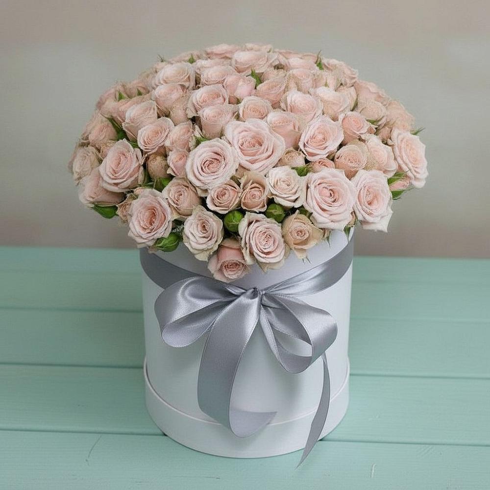 Цветочная композиция из Розы в шляпной коробке в Принцевке